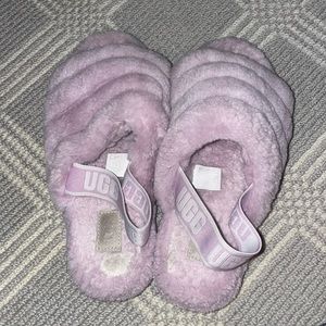 UGG HOUSE SHOES LIGHT PINK